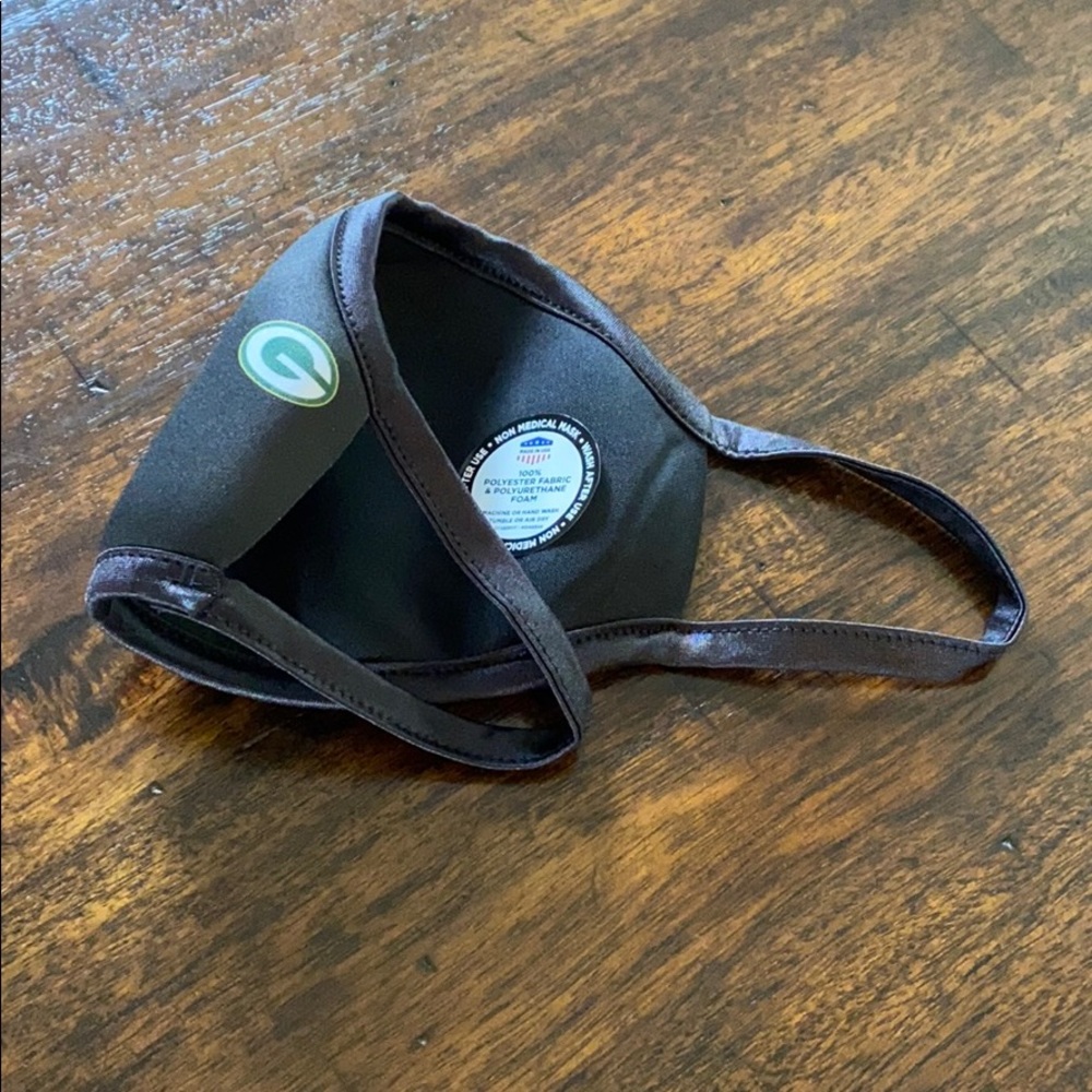🏈 Green Bay Packers Face Mask